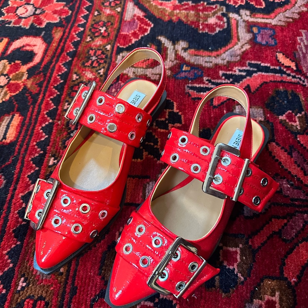 Steve Madden Red Patent Leather Slingback 7